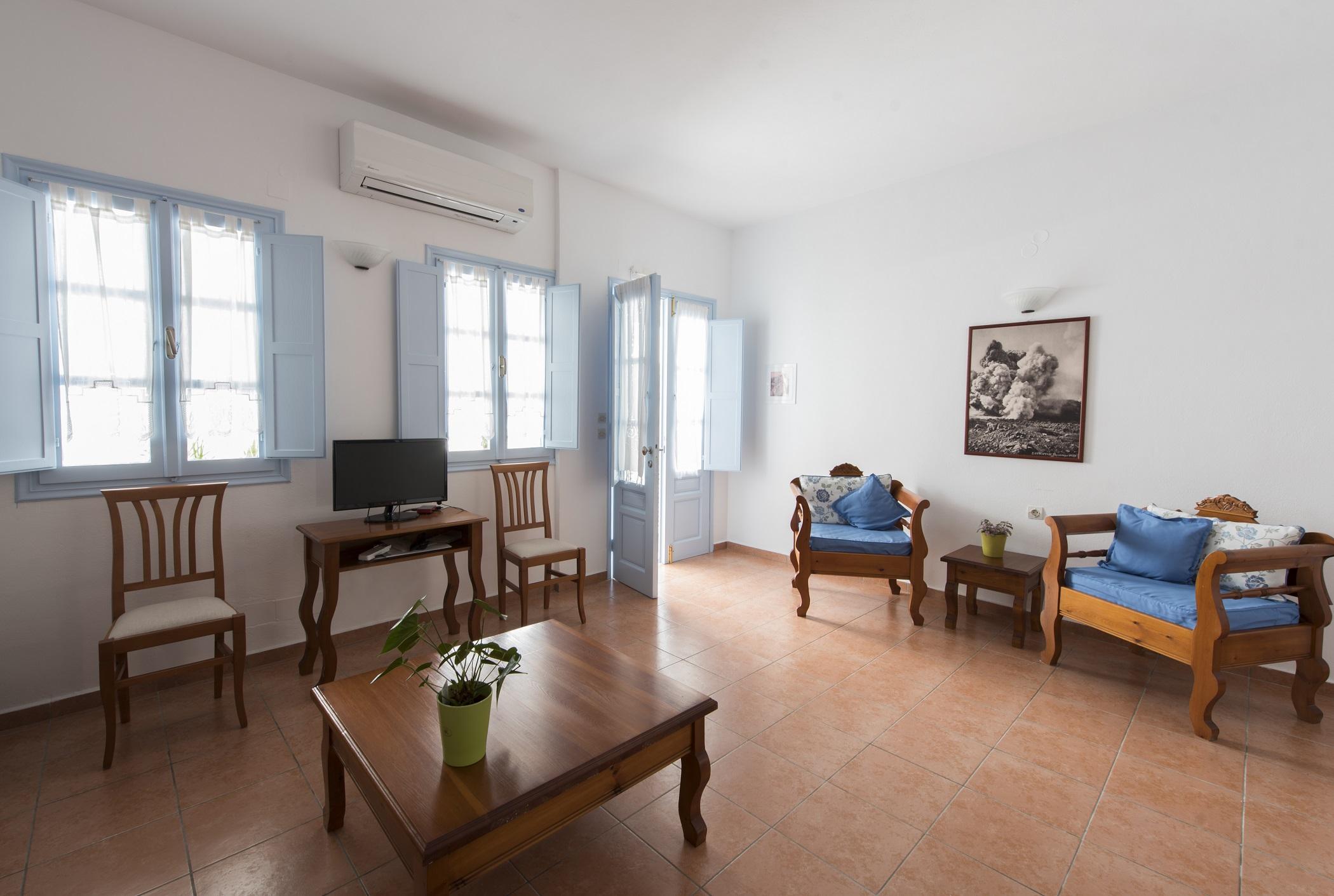 Kastro Suites Тира Экстерьер фото