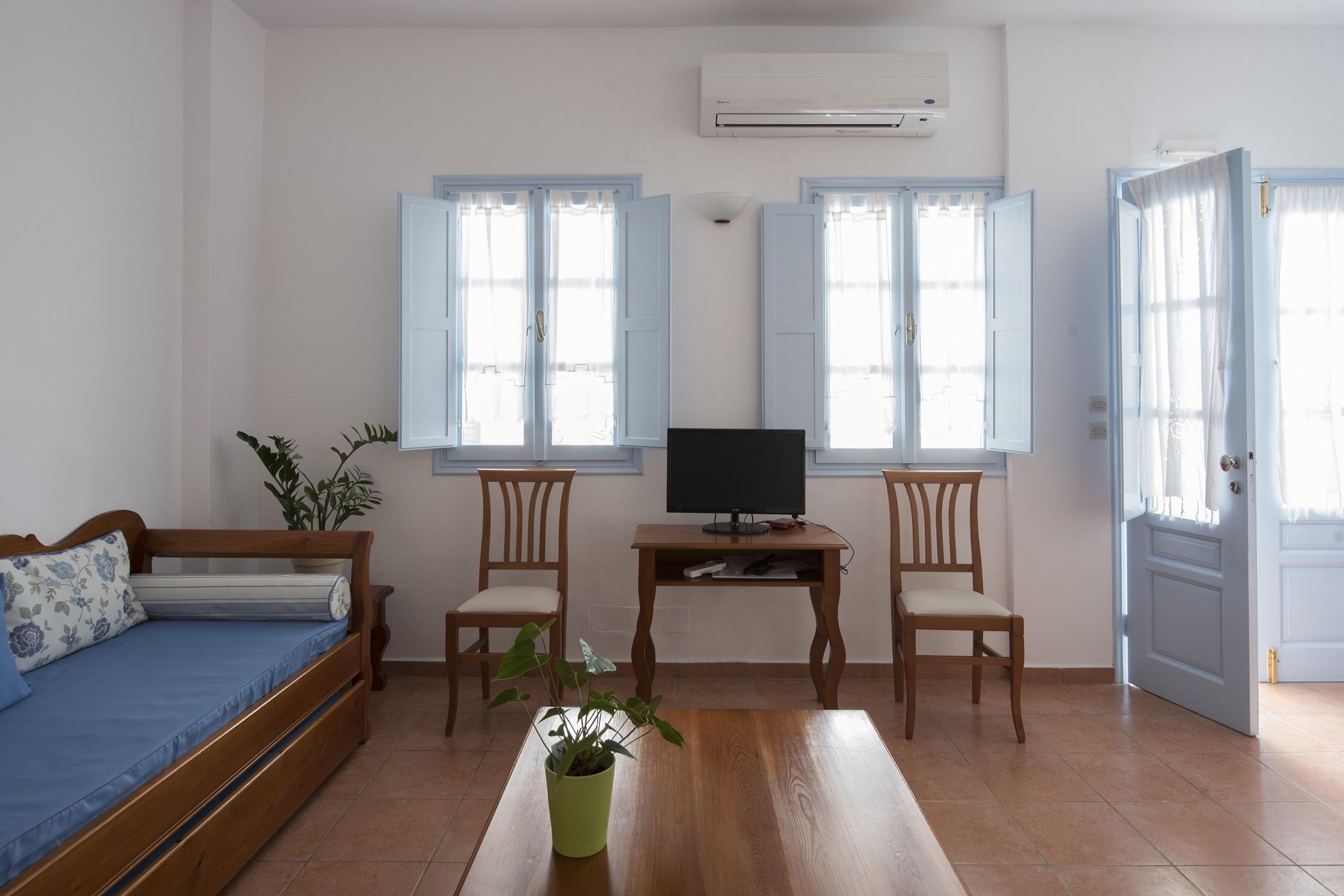 Kastro Suites Тира Экстерьер фото
