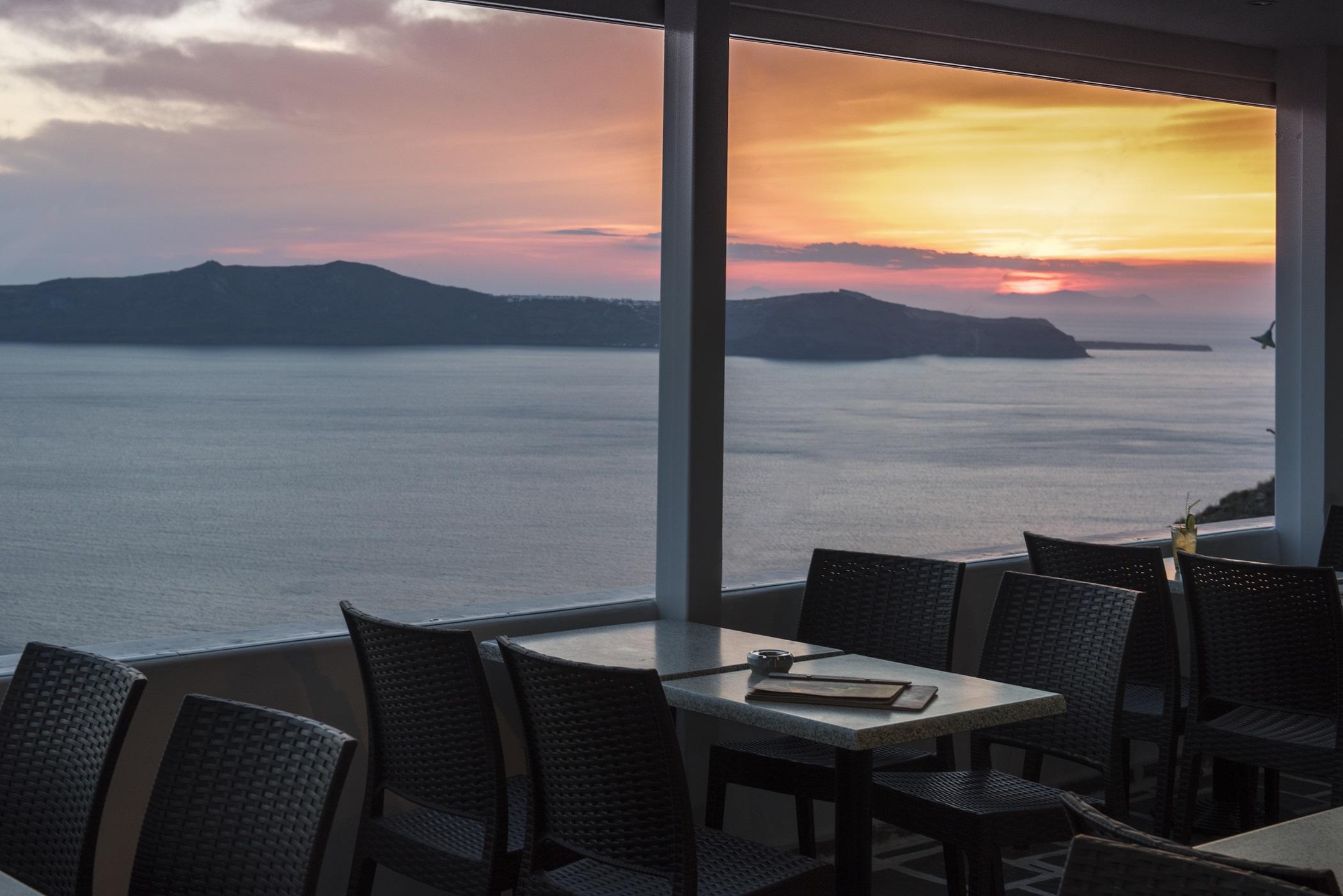Kastro Suites Тира Экстерьер фото